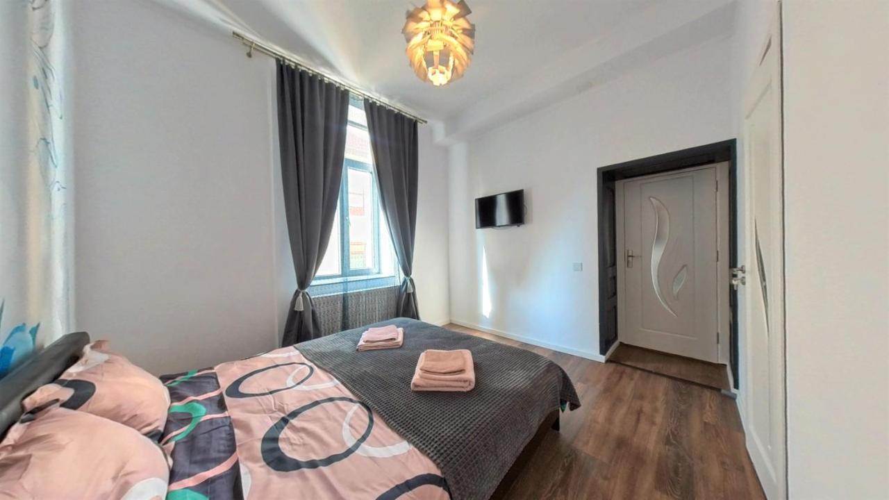 Casa J. Gusbeth - Brasov Apartman Kültér fotó